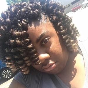 Meet your Posher, Christina